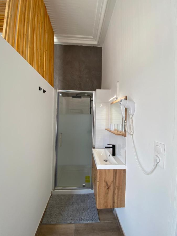 Capstay Roubaix Lille Private Shower & Netflix Экстерьер фото